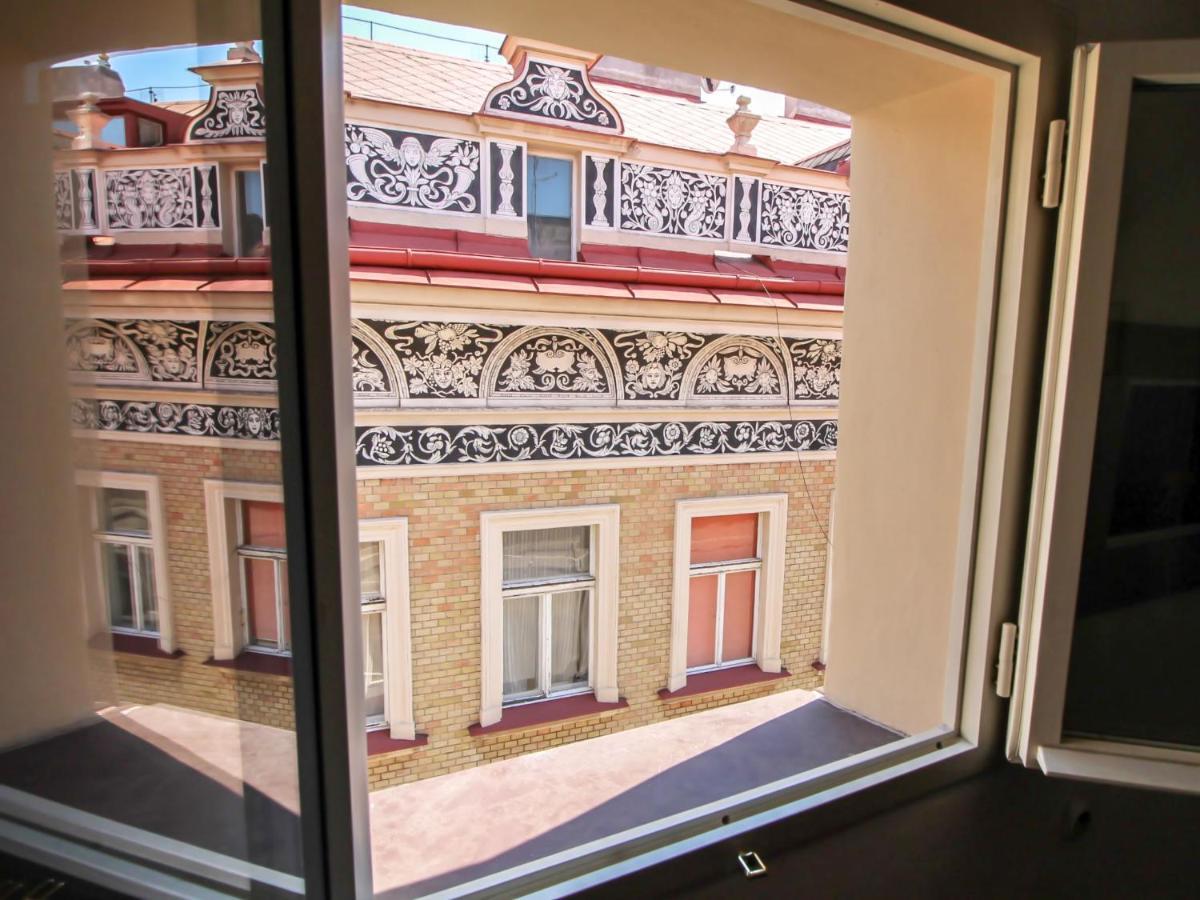 Apartment Nerudova By Interhome Prag Eksteriør billede