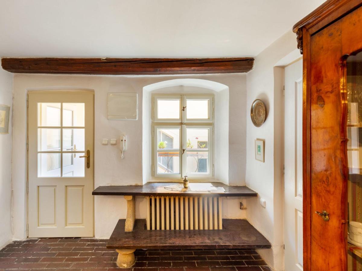 Apartment Nerudova By Interhome Prag Eksteriør billede
